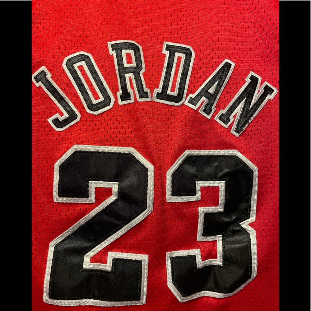 97-98 NBA Finals Jersey, Michael Jordan